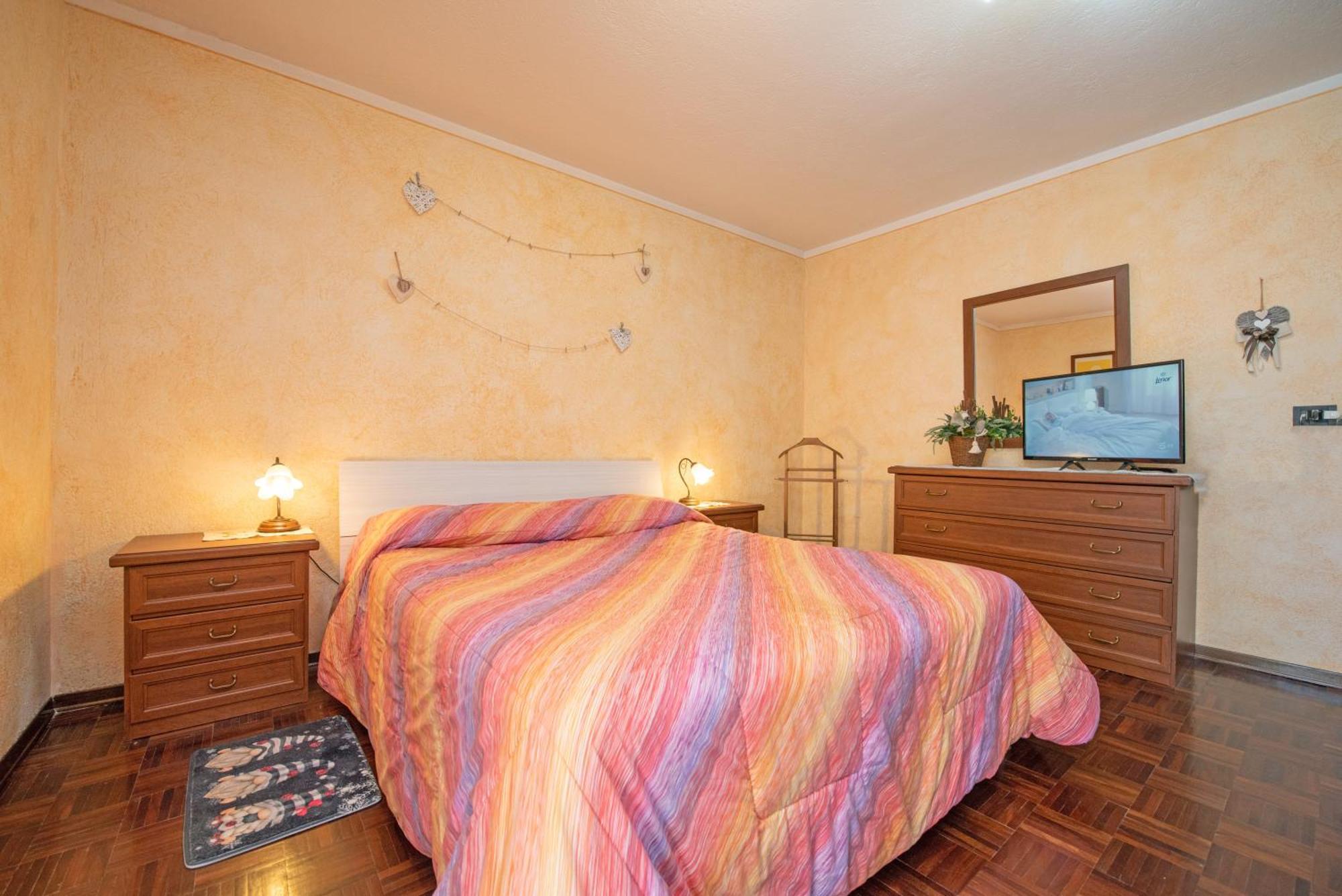 Casa Kristel Cir Comunale N 14 奥斯塔 外观 照片