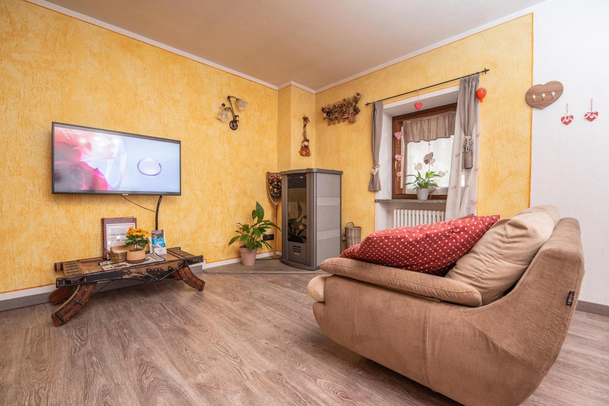 Casa Kristel Cir Comunale N 14 奥斯塔 外观 照片