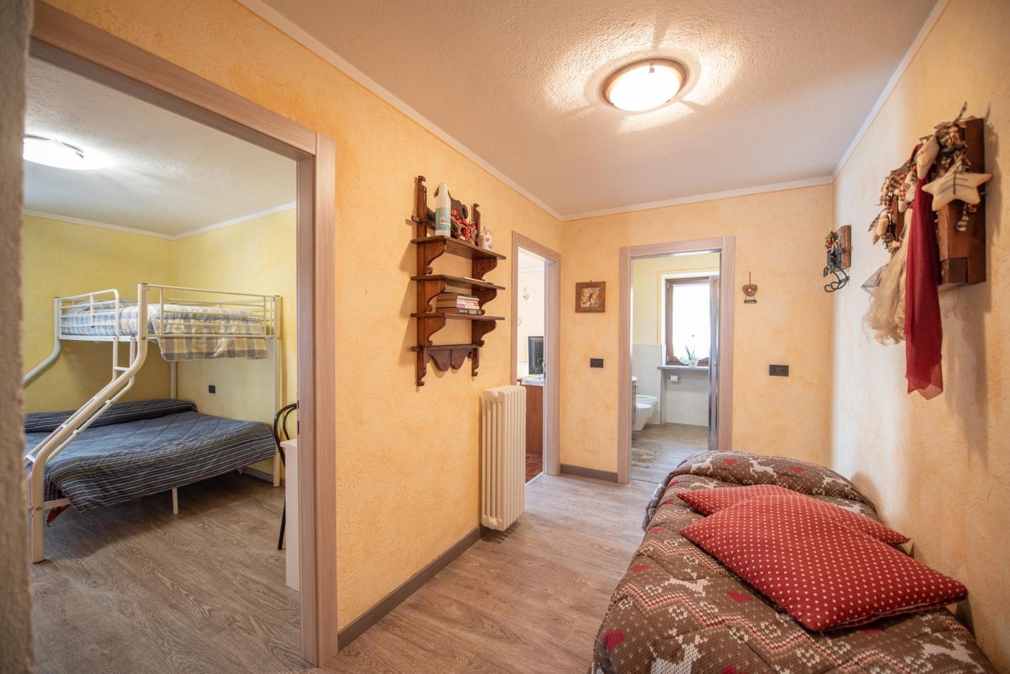 Casa Kristel Cir Comunale N 14 奥斯塔 外观 照片