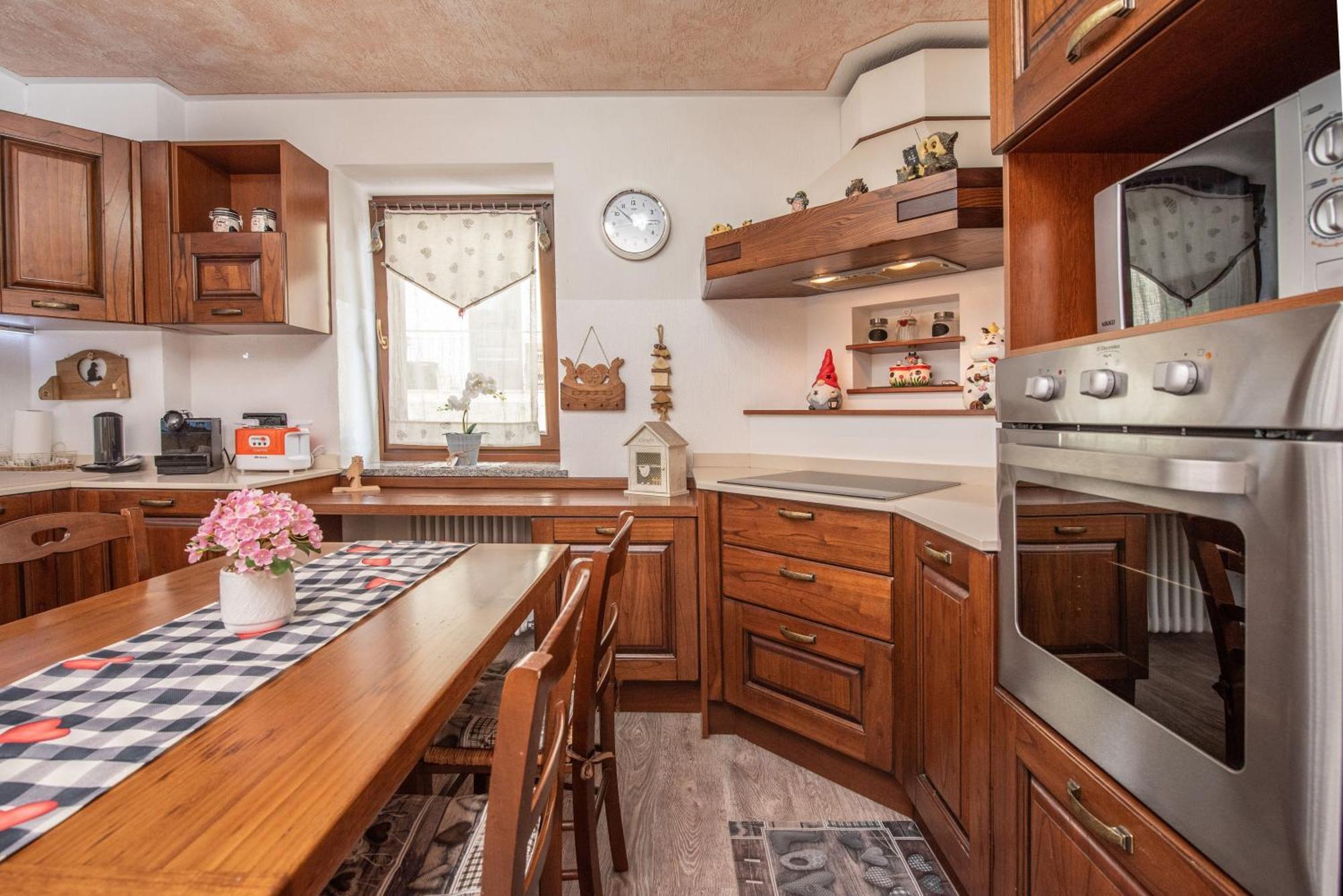 Casa Kristel Cir Comunale N 14 奥斯塔 外观 照片